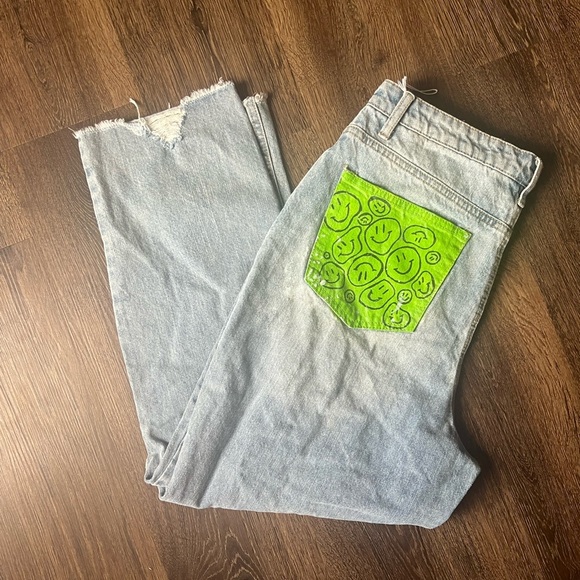 Vanilla Star 90s Boyfriend Jeans size 13 Distressed Ripped Denim hand painted - Picture 6 of 6